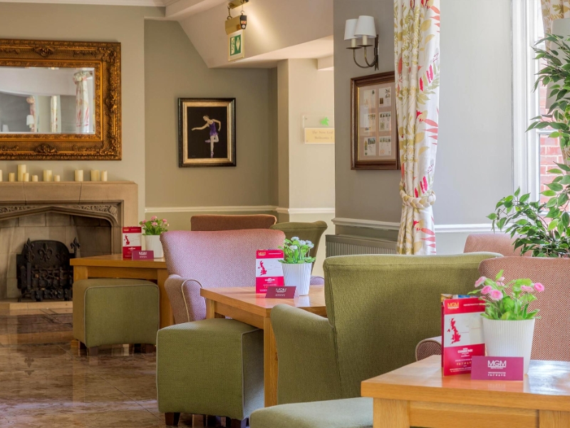 Reception Lounge