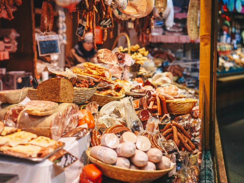 Christmas market shop Vienna