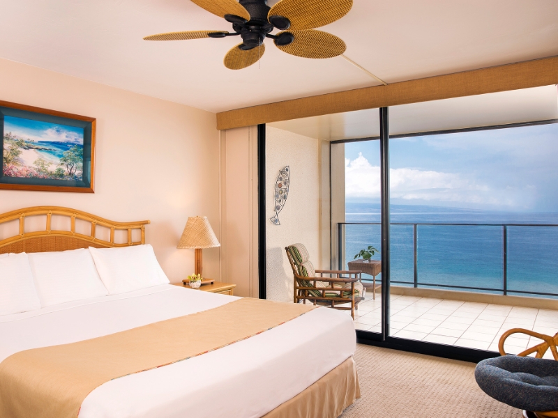 One Bedroom Oceanfront Standard Bedroom