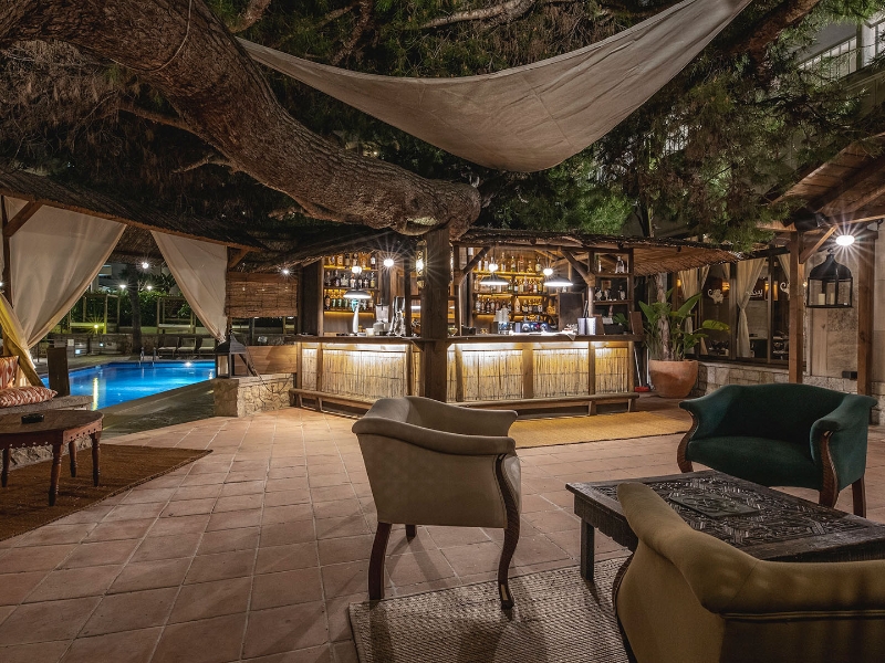 Pool Bar Night
