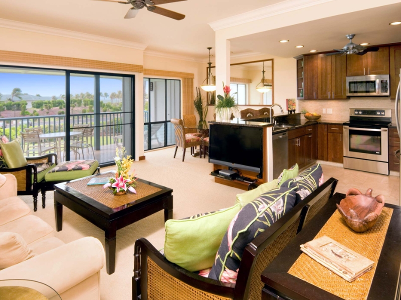 2 Bedroom Ocean Living Area