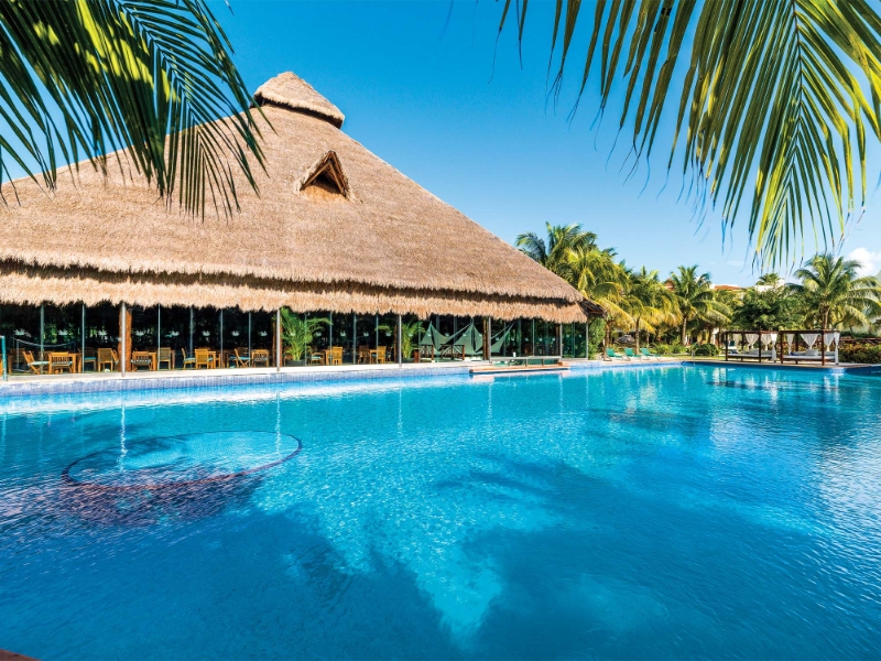 Fuentes Pool