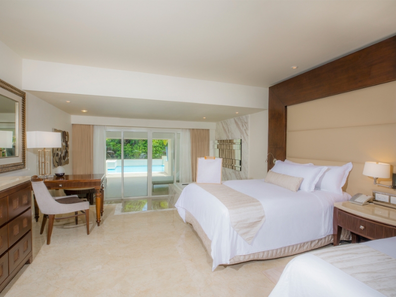 Aqua Presidential Suite