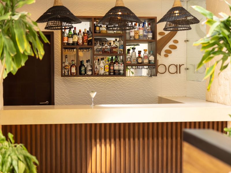 Aquarius Bar
