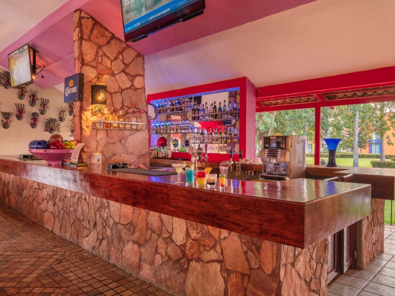 Lobby Bar