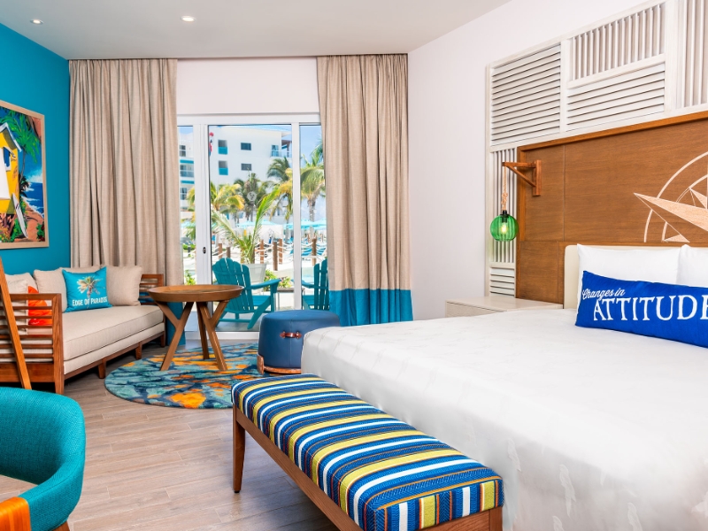 King Paradise Swim Up Suite