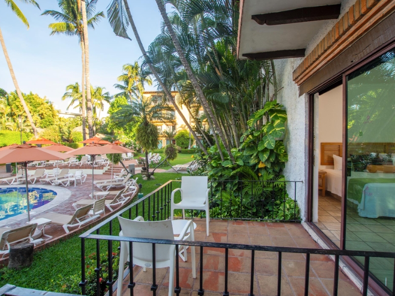 Standard Room King Bed