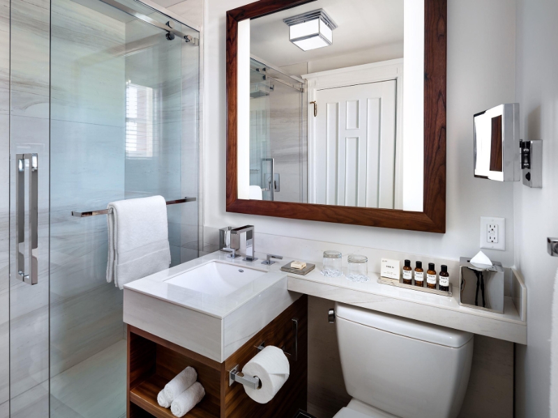 Standard Bathroom