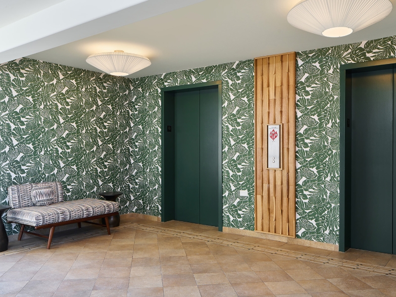 Guest Elevator Lobby